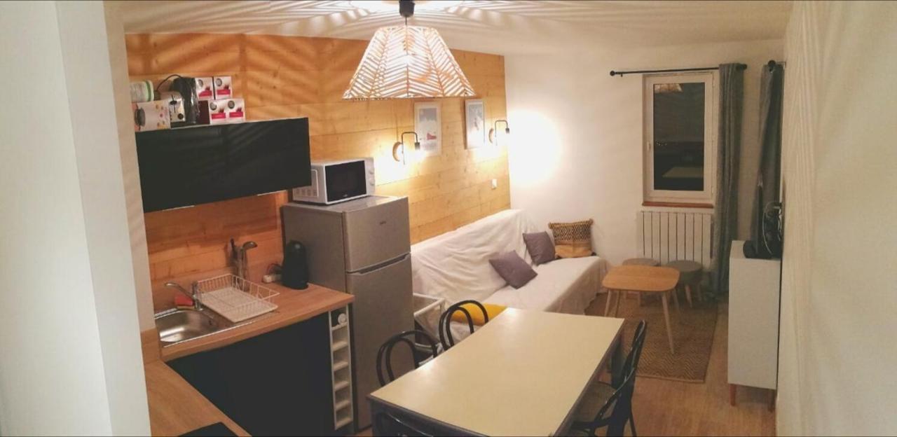 Appartement 3 Pieces, 2 Chambres Au Coeur De La Station Génos Esterno foto